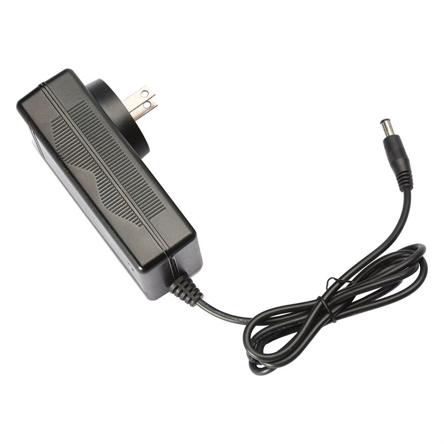 UK Charger, C8 eLED (L2)/Light Cannon eLED (L1), NiMH 100-240 VAC, 50-60 HZ, (US)