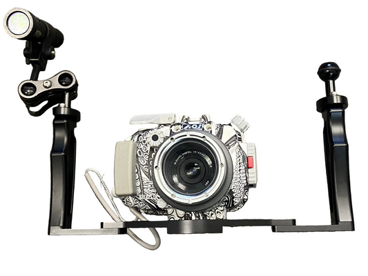 Camera News for SCUBA Divers from Hollywood Divers