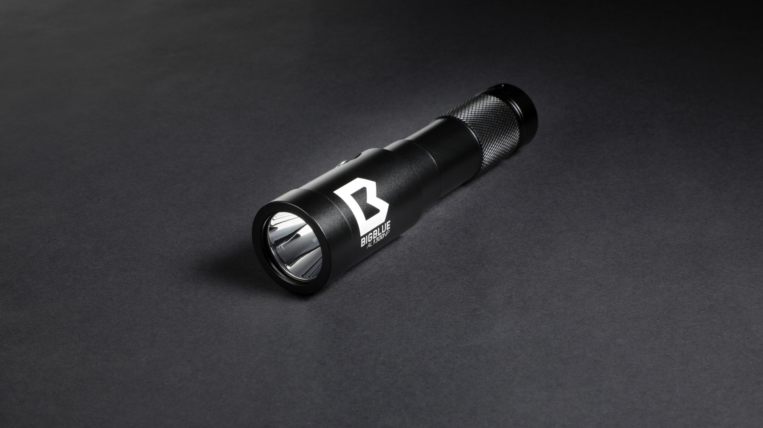 BigBlue 1300 Lumen Narrow Beam Dive Light