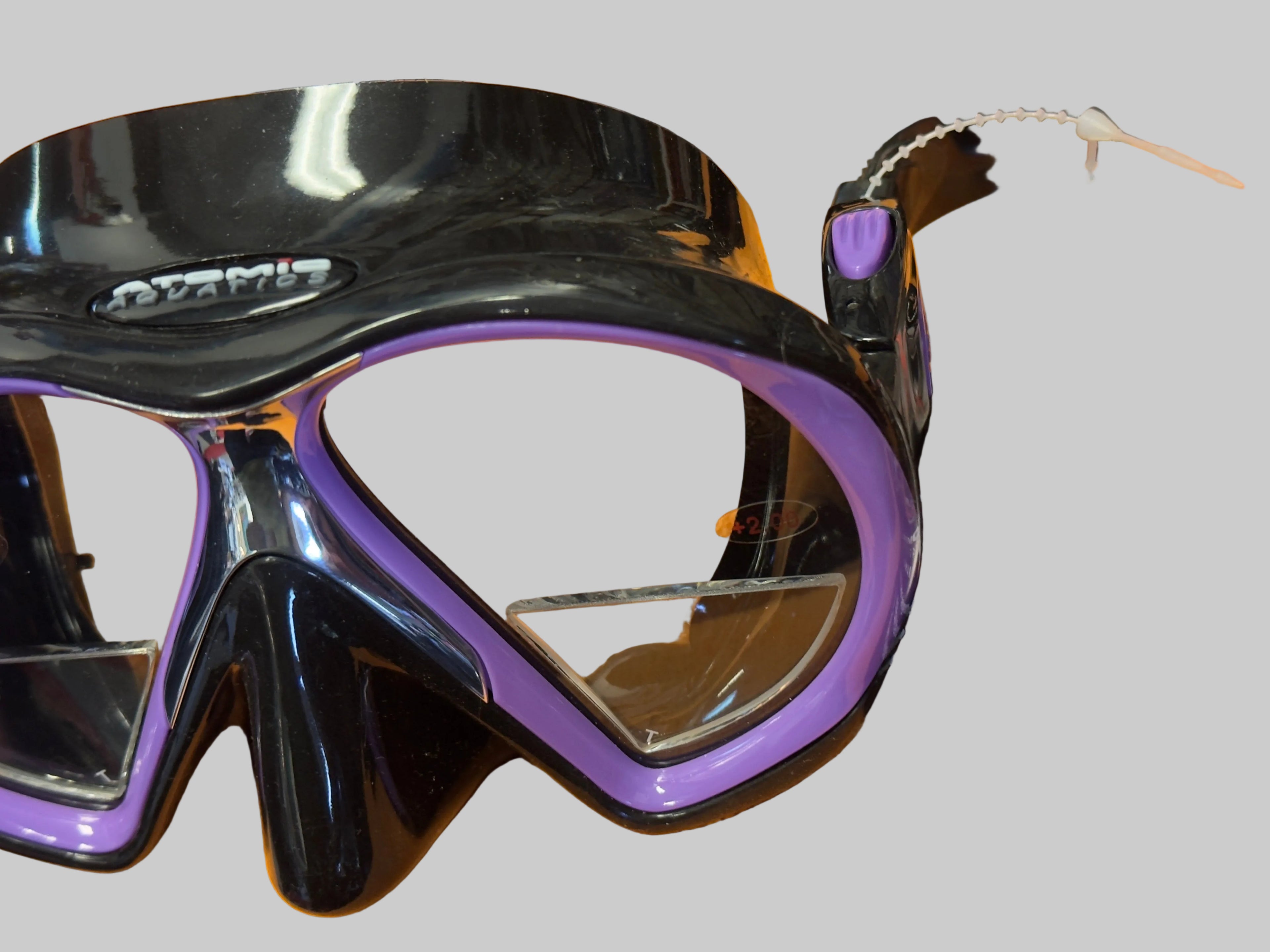 Subframe Mask by Atomic with Readers