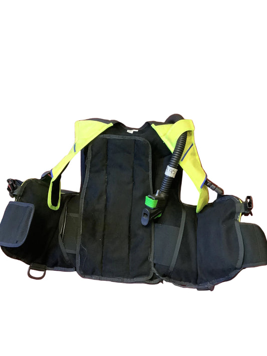 Used Scuba BCD kids- oceanic ocean sport