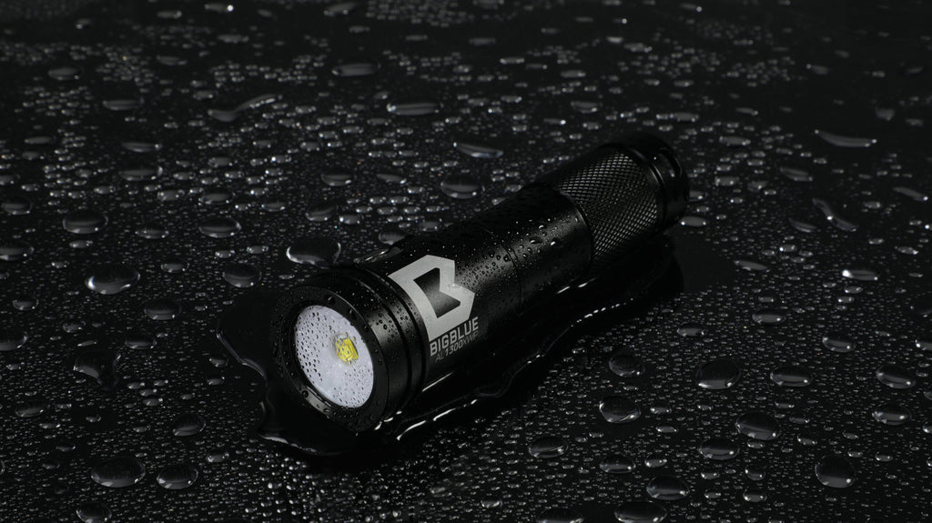 BigBlue 1300 Lumen Extra-Wide Beam Dive Light