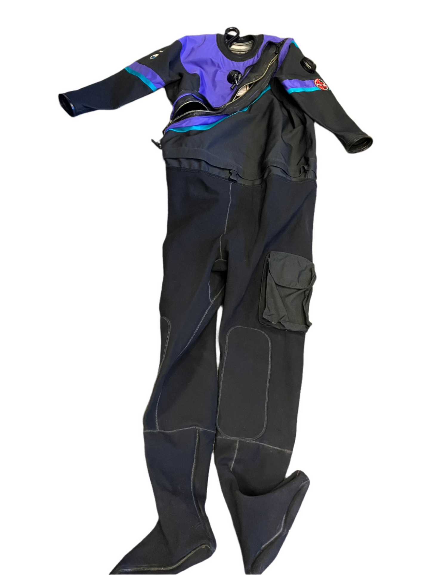 Used As IS DUI FLX 50 / 50 Front Zip Ladies Drysuit