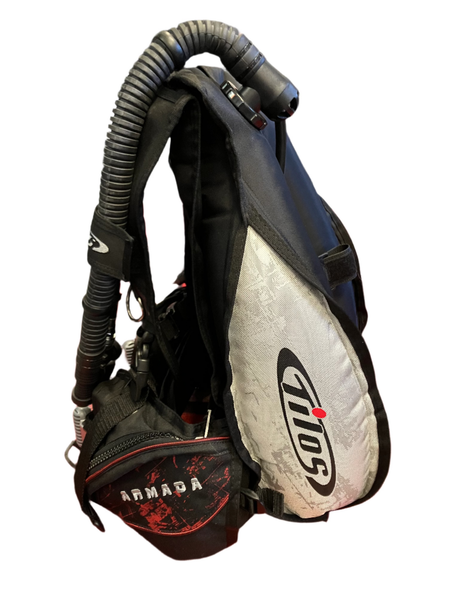 Tilos Armada BCD with integrated weight pockets for Scuba Diving