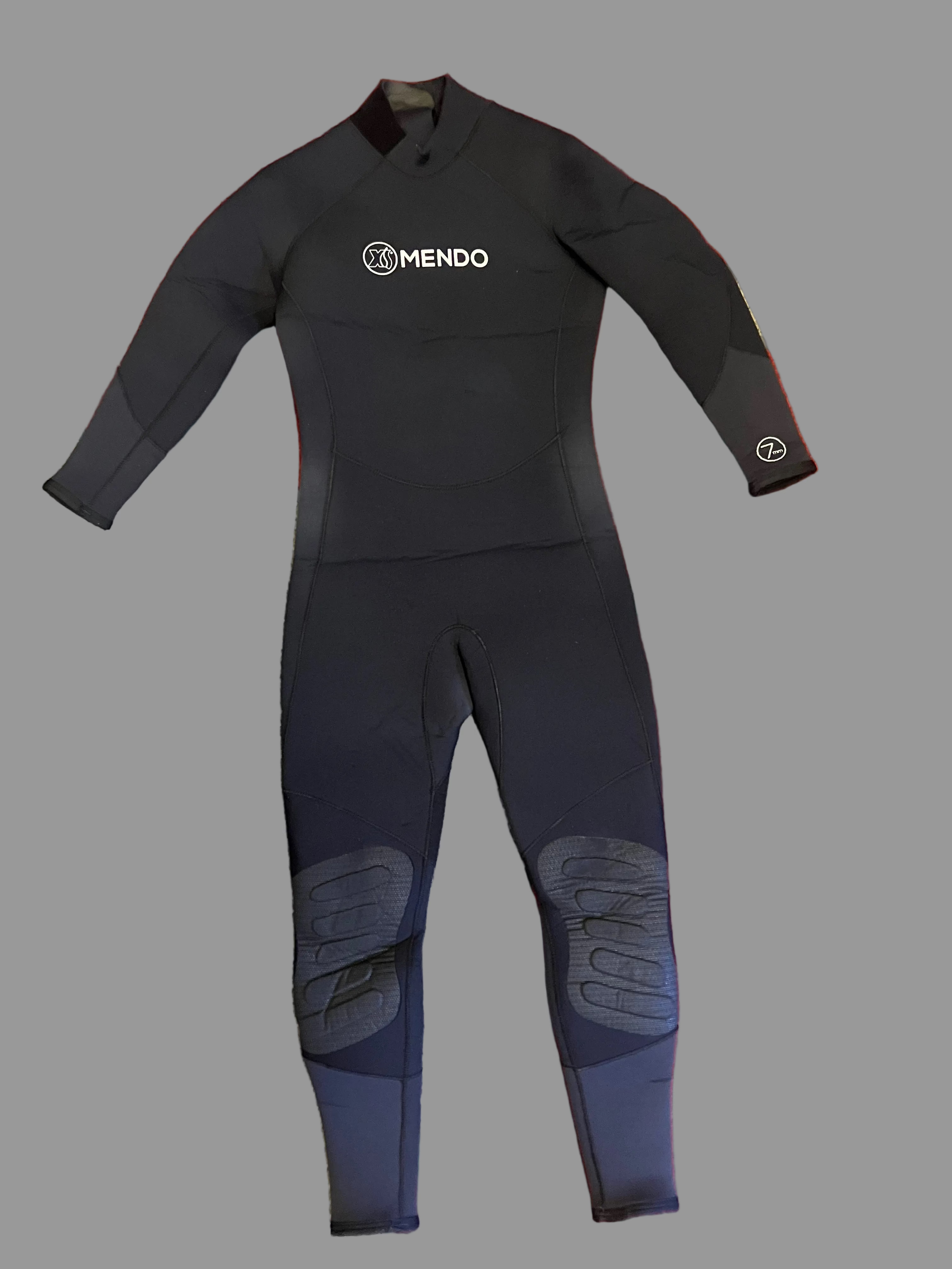 Used XS Scuba Mendo 7mm Wetsuit