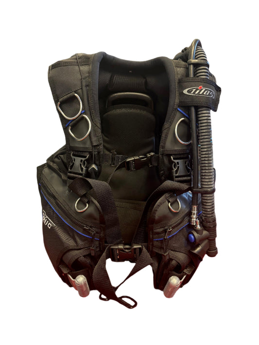 Tilos Iconic BCD with integrated weights (XL) for Scuba Diving