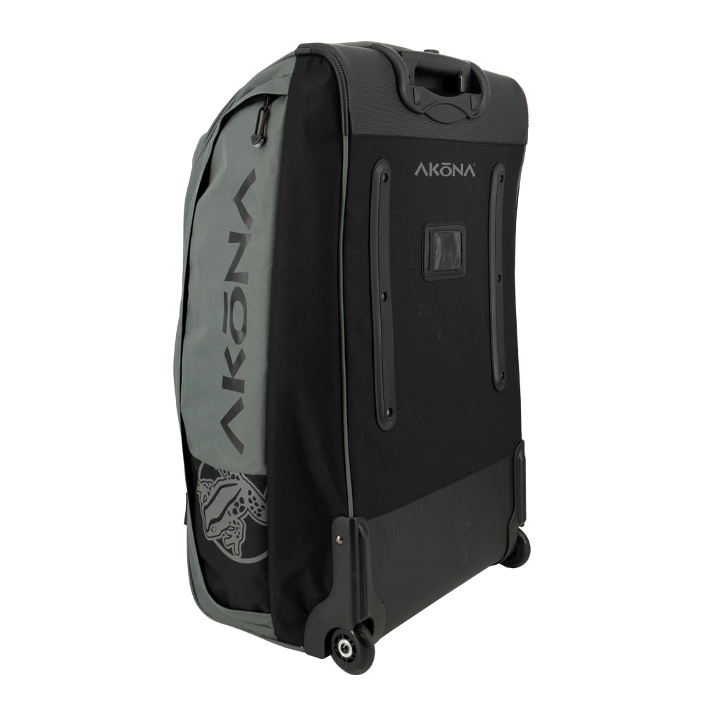 Akona <9 lbs. Roller Bag
