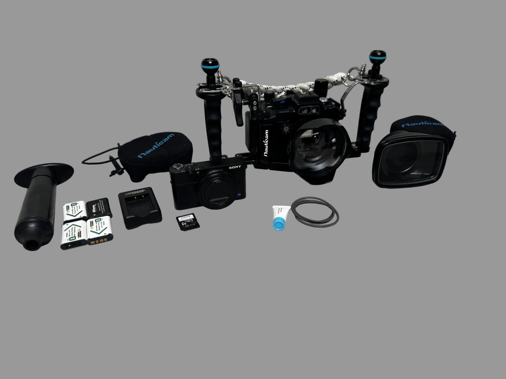 Used Nauticam Housing NA-RX100VII with Sony DSC-RX100 VII Camera Body