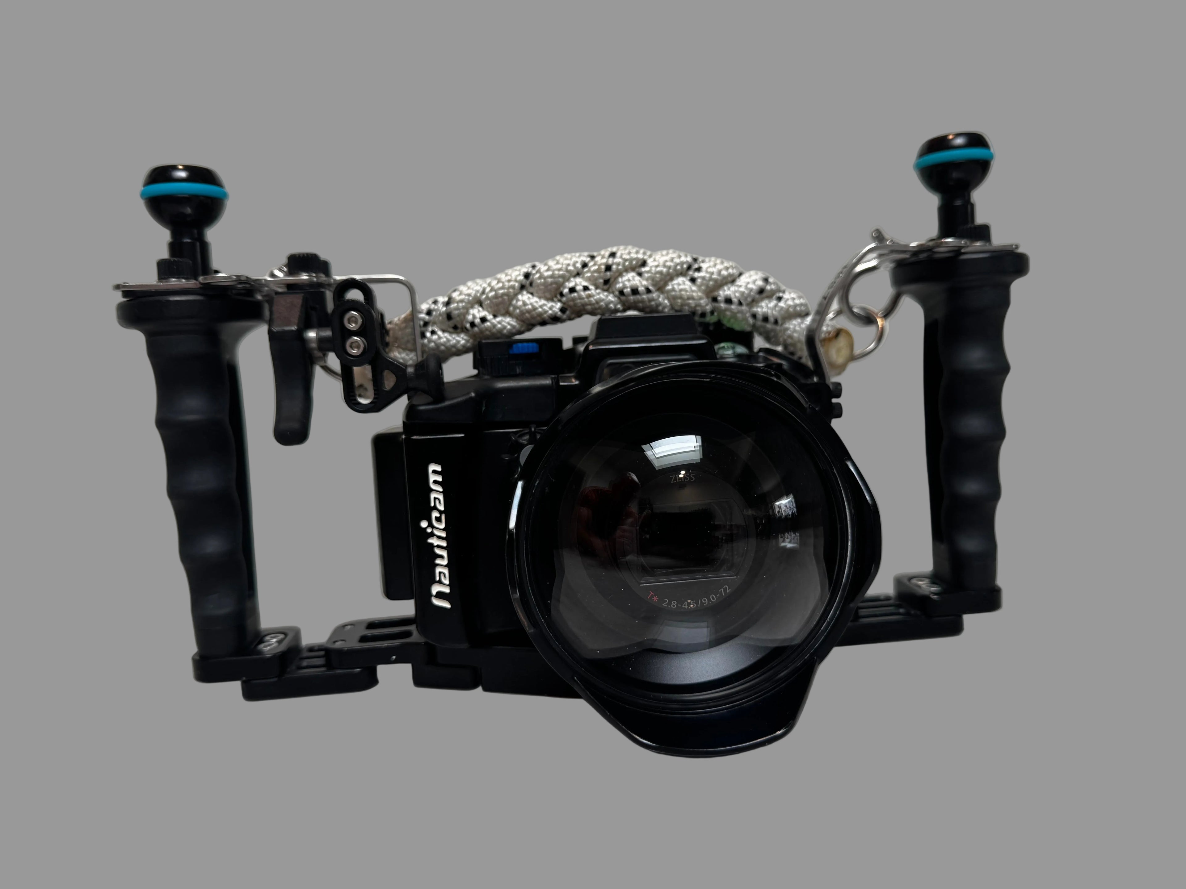 Used Nauticam Housing NA-RX100VII with Sony DSC-RX100 VII Camera Body